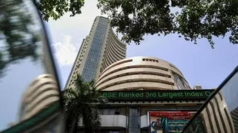  Sensex gains 120 points on late trading, Nifty closes above 17,750