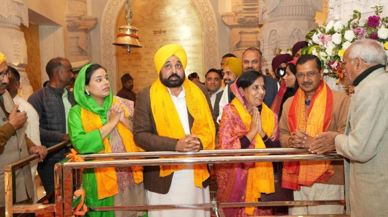 Arvind Kejriwal, Bhagwant Mann offer prayers at Ram temple in Ayodhya Arvind Kejriwal, Bhagwant Mann offer prayers at Ram temple in Ayodhya