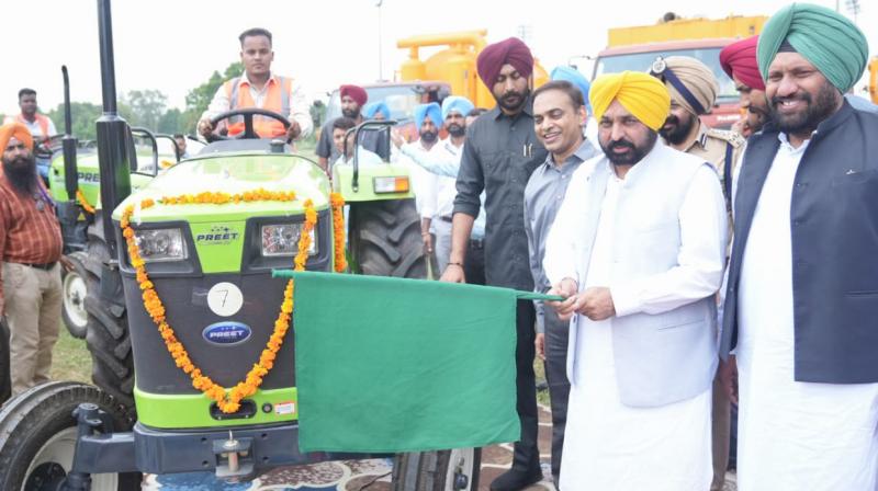 CM GIVES BONANZA OF RS 4 CRORE TO RESIDENTS OF LUDHIANA CM GIVES BONANZA OF RS 4 CRORE TO RESIDENTS OF LUDHIANA