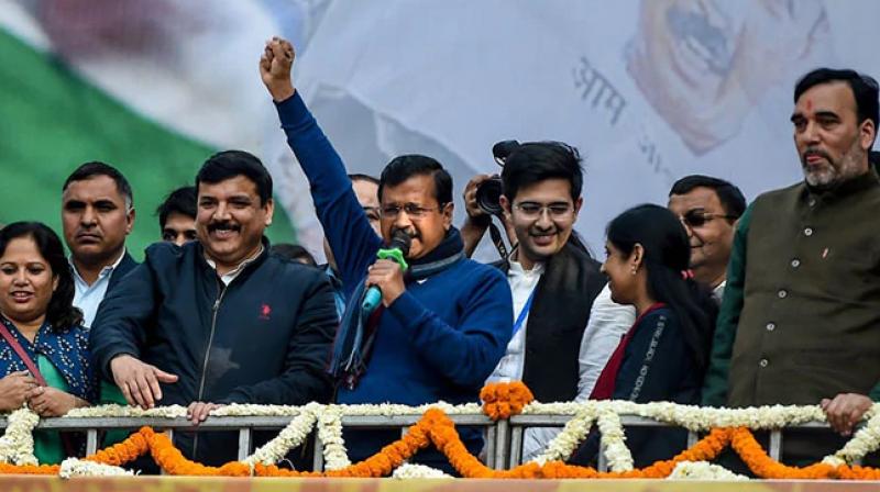 Pm modi delhi bjp mps could not make it to the swearing in of arvind kejriwal Pm modi delhi bjp mps could not make it to the swearing in of arvind kejriwal