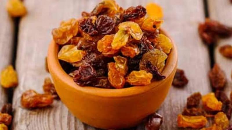 Enhanced eyesight with raisins