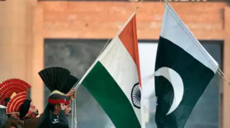 In honor of Sri Guru Granth Sahib, Pak raised flag, not India!