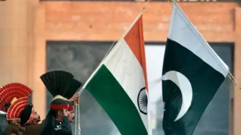 In honor of Sri Guru Granth Sahib, Pak raised flag, not India! In honor of Sri Guru Granth Sahib, Pak raised flag, not India!