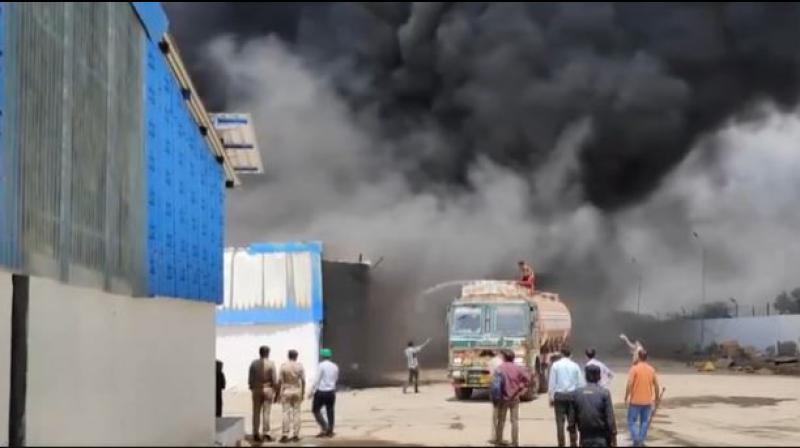 Fire breaks out at electronic gadget Fire breaks out at electronic gadget