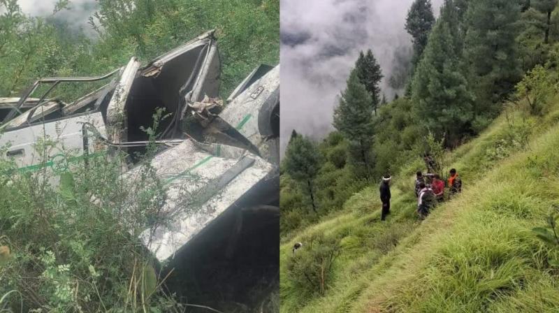 A car fell into a ravine in Chamba Himachal Pradesh News A car fell into a ravine in Chamba Himachal Pradesh News