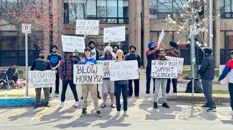 Protests by Indian students continue in Canada Protests by Indian students continue in Canada