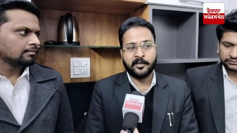 Bathinda lawyers will no longer fight the case of vendors using China doors! Bathinda lawyers will no longer fight the case of vendors using China doors!