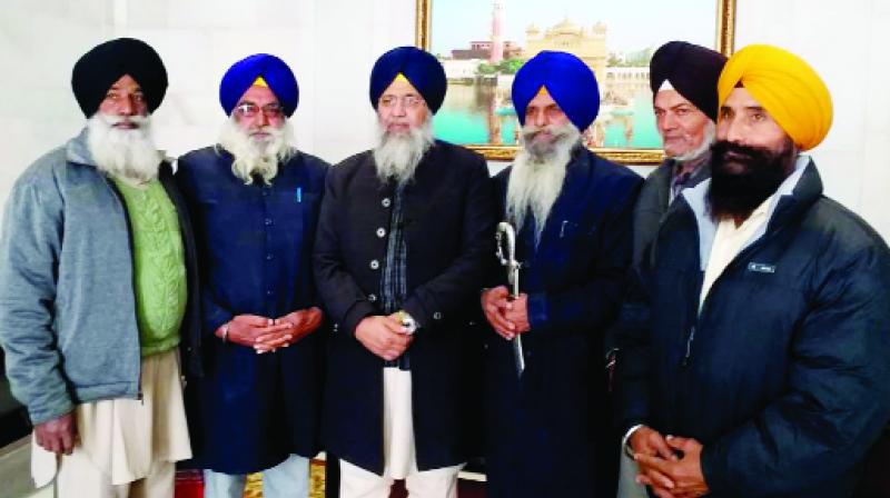 True soldiers met with SGPC president Bhai Longowal True soldiers met with SGPC president Bhai Longowal
