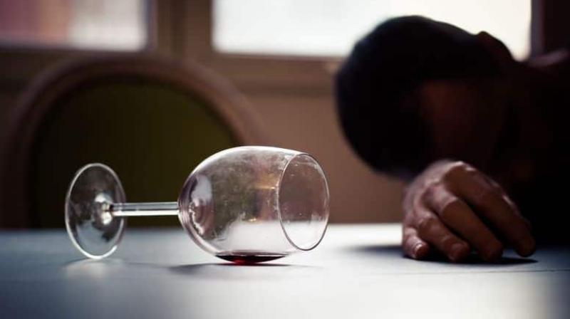 Elder brother was beaten to death by a drunkard Elder brother was beaten to death by a drunkard