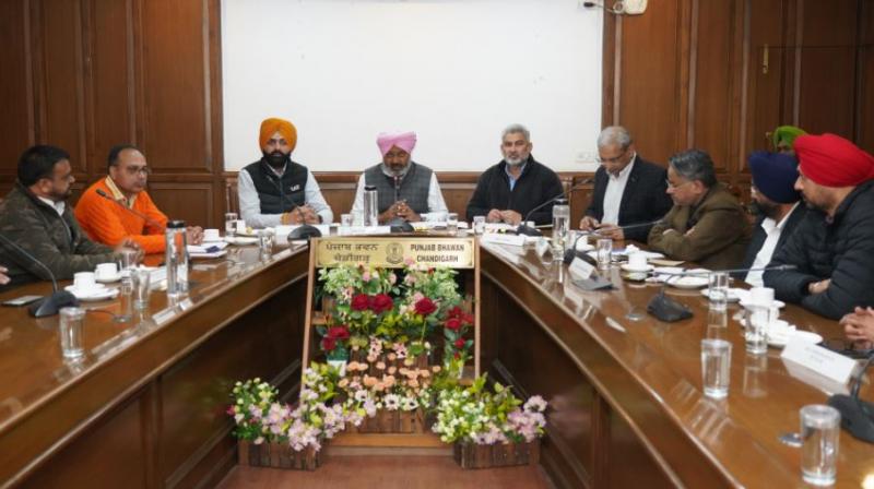 Cabinet Sub-Committee meets truck operators, assures productive solution