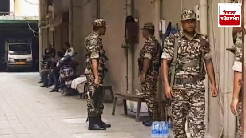 Classroom scam: ED raids 37 places in Delhi Classroom scam: ED raids 37 places in Delhi