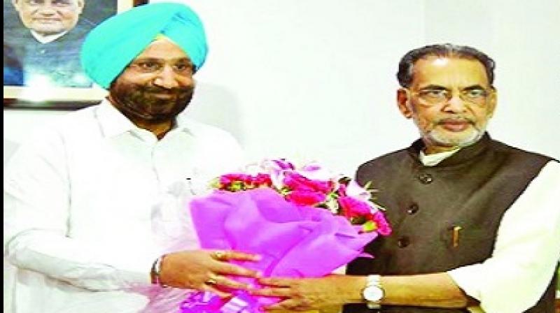 Sukhjinder Singh Randhava meets Radha Mohan Singh Sukhjinder Singh Randhava meets Radha Mohan Singh
