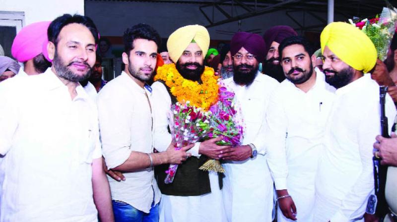 Sakaria Honoured Sakaria Honoured