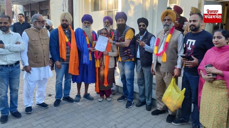 ਤਰਨ ਤਾਰਨ ਦੇ ਵਾਰਡ ਨੰਬਰ 3 ਤੋਂ ਆਜ਼ਾਦ ਉਮੀਦਵਾਰ ਪਲਵਿੰਦਰ ਕੌਰ ਨੂੰ ਜੇਤੂ ਐਲਾਨ ਤਰਨ ਤਾਰਨ ਦੇ ਵਾਰਡ ਨੰਬਰ 3 ਤੋਂ ਆਜ਼ਾਦ ਉਮੀਦਵਾਰ ਪਲਵਿੰਦਰ ਕੌਰ ਨੂੰ ਜੇਤੂ ਐਲਾਨ