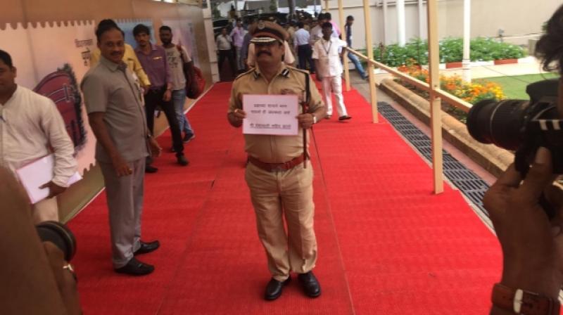 NCP mlc dressed like hemant karkare to protest sadhvi pragya thakur statement NCP mlc dressed like hemant karkare to protest sadhvi pragya thakur statement