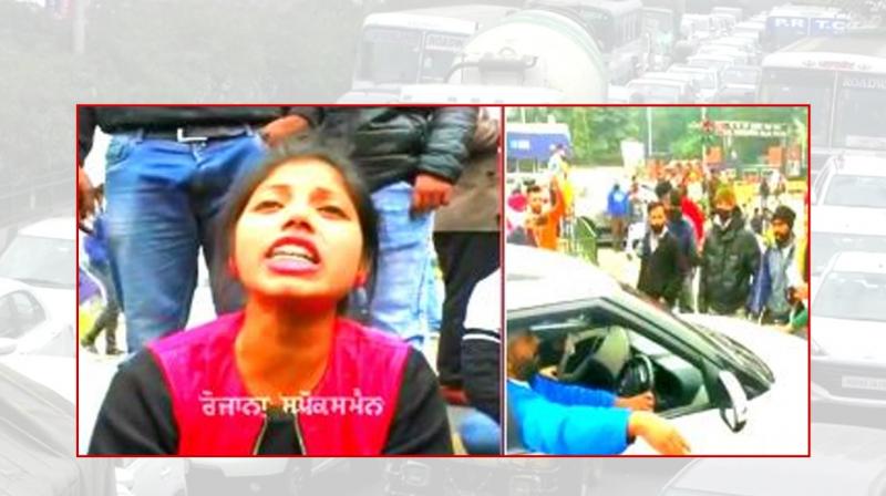 Students close Jalandhar highway Students close Jalandhar highway