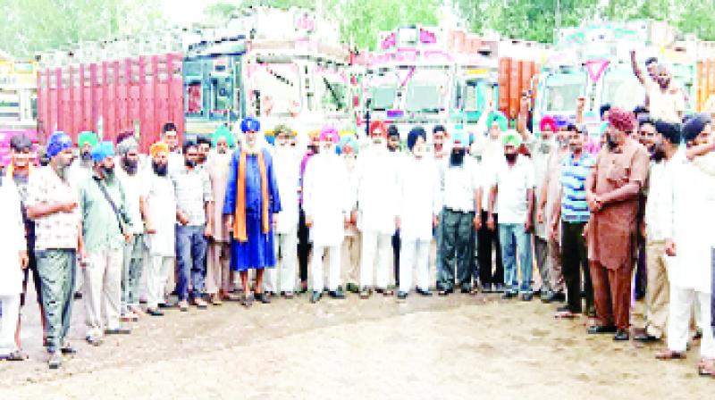 Truck Operators Strike Truck Operators Strike