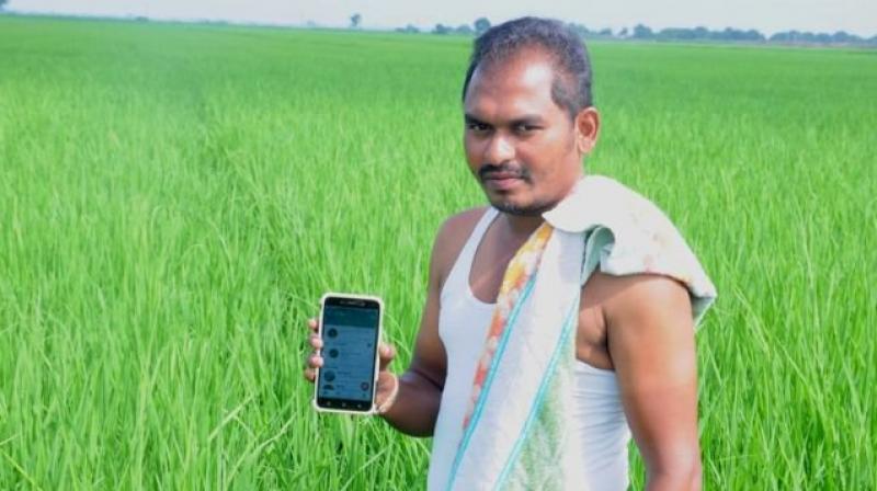 more than 30 thousand farmers will get smart phones in jharkhand