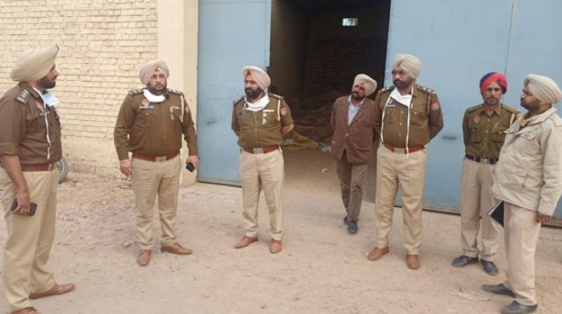 Police seize 210 liters of counterfeit liquor Police seize 210 liters of counterfeit liquor