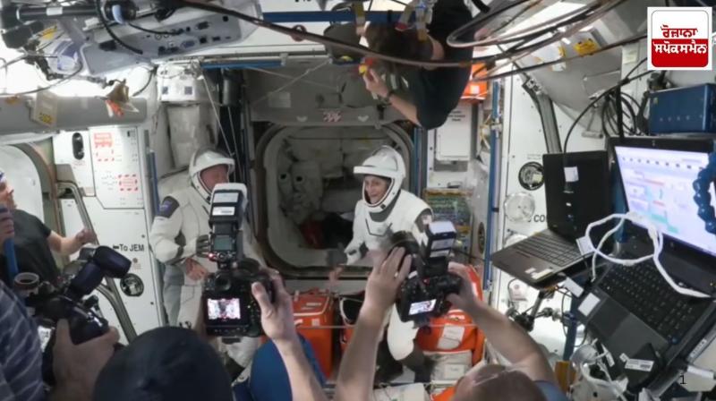 Sunita Williams and Butch Wilmore set to return to Earth Sunita Williams and Butch Wilmore set to return to Earth