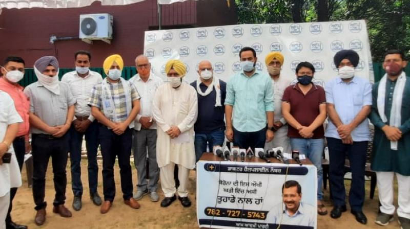 AAP gains strength, international sports promoter, Congress leader join party AAP gains strength, international sports promoter, Congress leader join party