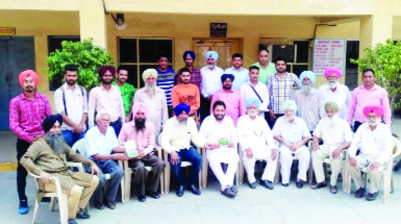 Mukhtiyar Singh's Book Launch By Sukhjit Singh And Other's Mukhtiyar Singh's Book Launch By Sukhjit Singh And Other's