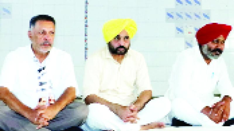 Bhagwant Mann With Others Bhagwant Mann With Others