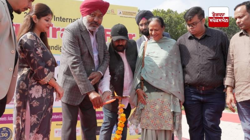 ਵਿੱਤ ਮੰਤਰੀ ਹਰਪਾਲ ਸਿੰਘ ਚੀਮਾ ਵੱਲੋਂ ਦੂਜੇ ਭਾਰਤ ਅੰਤਰਰਾਸ਼ਟਰੀ ਮੈਗਾ ਵਪਾਰ ਮੇਲੇ ਚੰਡੀਗੜ੍ਹ ਦਾ ਉਦਘਾਟਨ ਵਿੱਤ ਮੰਤਰੀ ਹਰਪਾਲ ਸਿੰਘ ਚੀਮਾ ਵੱਲੋਂ ਦੂਜੇ ਭਾਰਤ ਅੰਤਰਰਾਸ਼ਟਰੀ ਮੈਗਾ ਵਪਾਰ ਮੇਲੇ ਚੰਡੀਗੜ੍ਹ ਦਾ ਉਦਘਾਟਨ