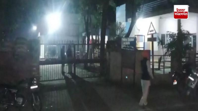 An explosion took place in Amritsar's Majitha Thane late at night An explosion took place in Amritsar's Majitha Thane late at night