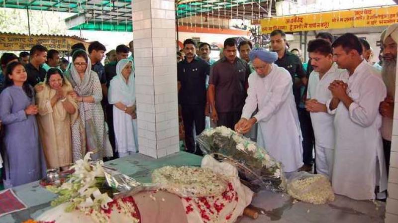 manmohan singh in Singla cremated Delhi