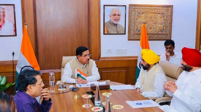 CM Mann met Union Minister Prahlad Joshi News CM Mann met Union Minister Prahlad Joshi News