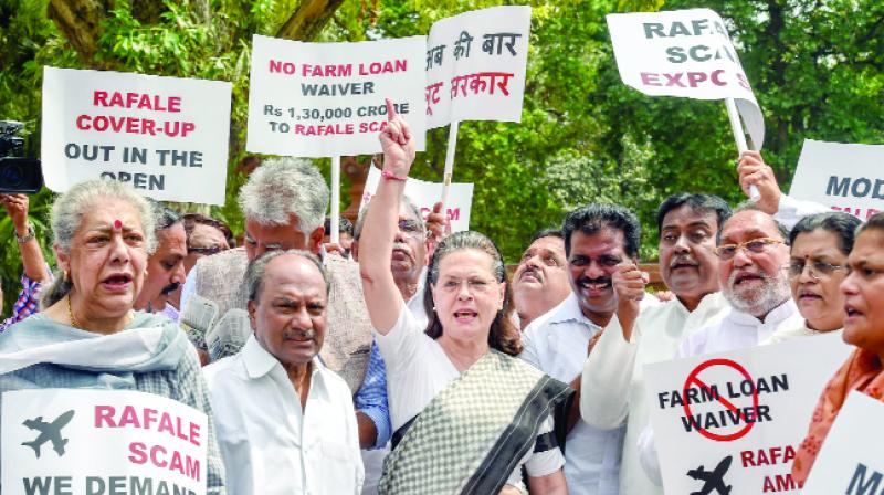 Sonia Gandhi and others Shouting against government Sonia Gandhi and others Shouting against government