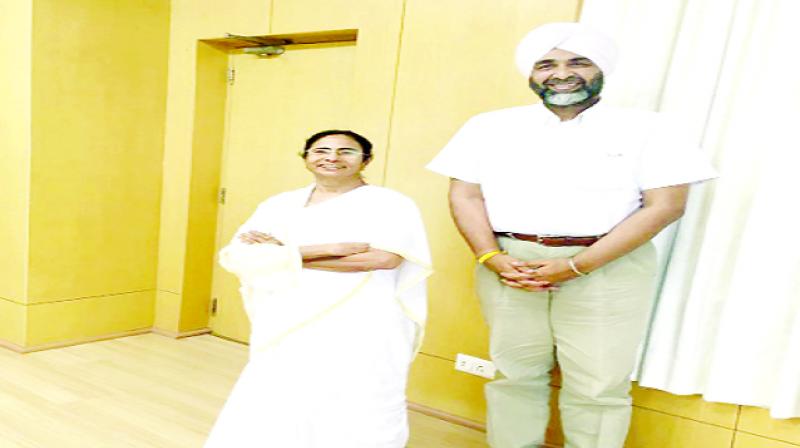 Manpreet Singh Badal And Mamata Banerjee Manpreet Singh Badal And Mamata Banerjee