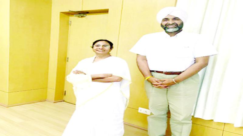 Manpreet Singh Badal And Mamata Banerjee