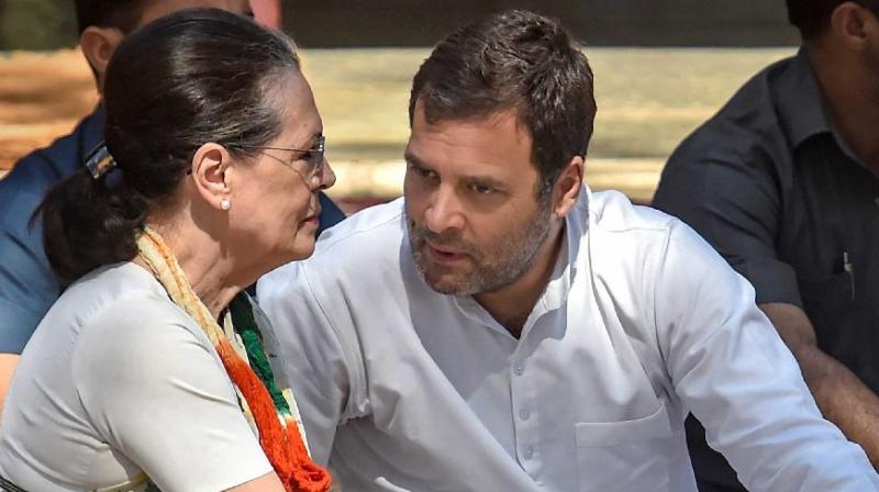 Sonia Gandhi to join son Rahul in Srinagar on 'family tour'