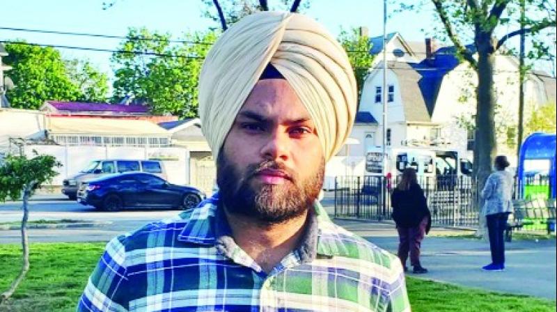 Black assailant attacks Sikh man with a hammer Black assailant attacks Sikh man with a hammer