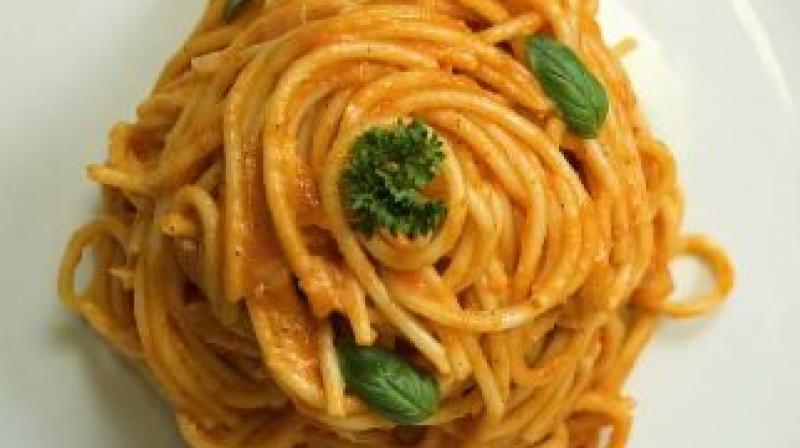 Spaghetti in Creamy Tomato Sauce