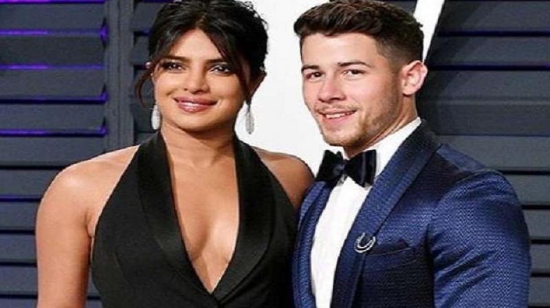 Priyanka Chopra & Nik Jonas Priyanka Chopra & Nik Jonas