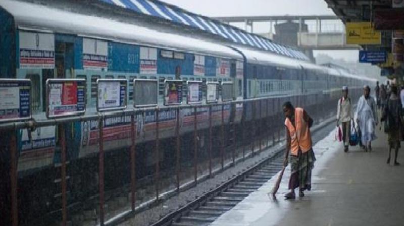 Railways recover fine of rs 5. 52 lakh under swachh rail swachh bharat Railways recover fine of rs 5. 52 lakh under swachh rail swachh bharat