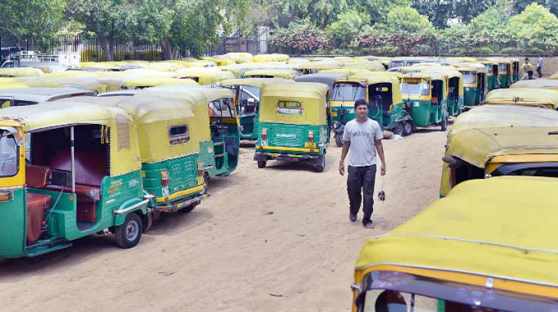 The fare of rural service vehicles may increase in delhi soon