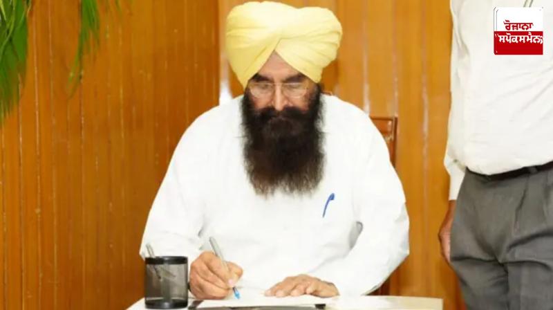 21,958 CRM machines approved by Agriculture Department; Farmers have more than 14 thousand CRM. Purchased machines 21,958 CRM machines approved by Agriculture Department; Farmers have more than 14 thousand CRM. Purchased machines