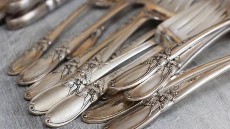 these 5 easy tricks to clean silver