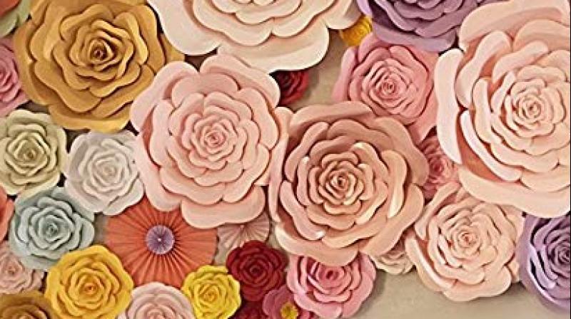 Use paper work for wedding decorations Use paper work for wedding decorations