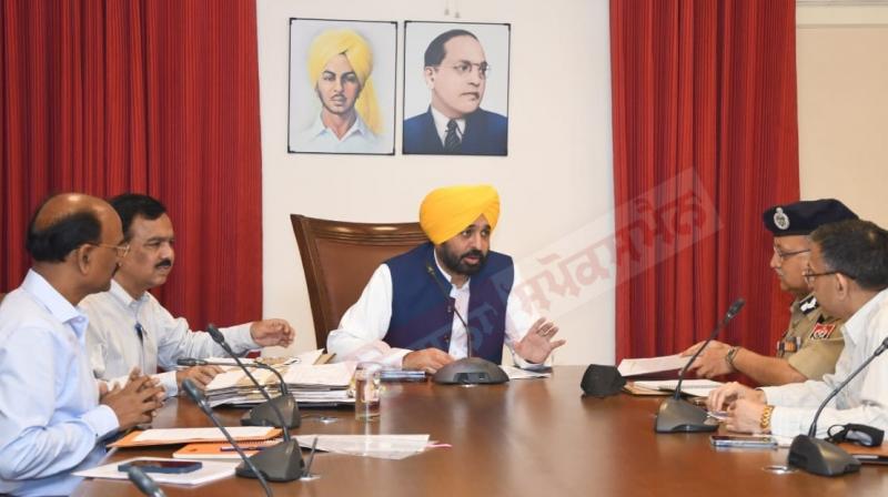 CM Bhagwant Mann Meeting With Police Officials CM Bhagwant Mann Meeting With Police Officials