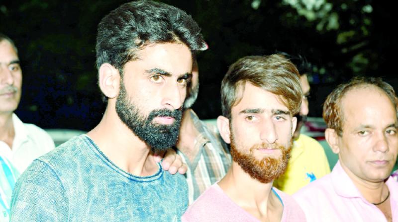 Two suspected terrorists arrested near the Red Fort Two suspected terrorists arrested near the Red Fort