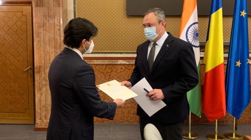 Jyotiraditya Scindia meets Romanian PM Jyotiraditya Scindia meets Romanian PM