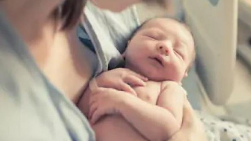 Private video created during the delivery of 1800 women Private video created during the delivery of 1800 women