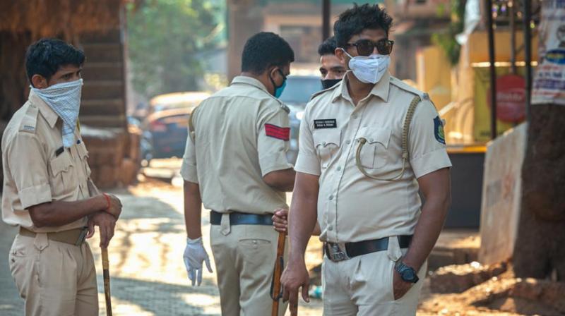 Delhi Police raids journalists linked to NewsClick Delhi Police raids journalists linked to NewsClick