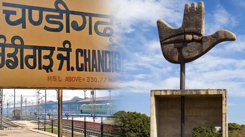 Youth shot dead outside gym in Sector 9 news