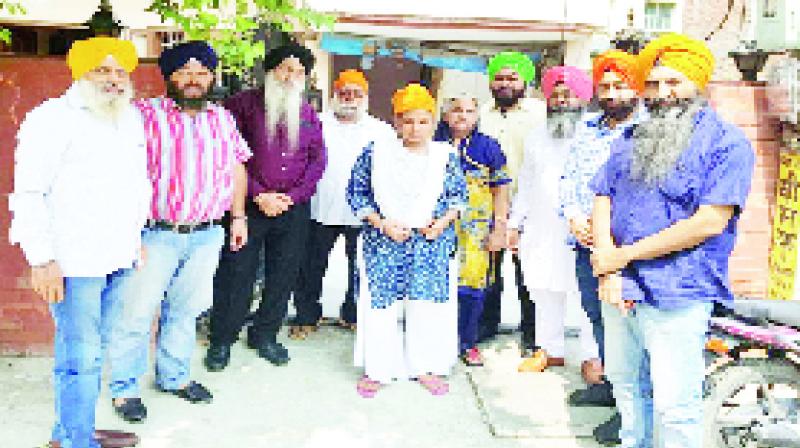 Sikh Organizations Met with Hisar SP Sikh Organizations Met with Hisar SP
